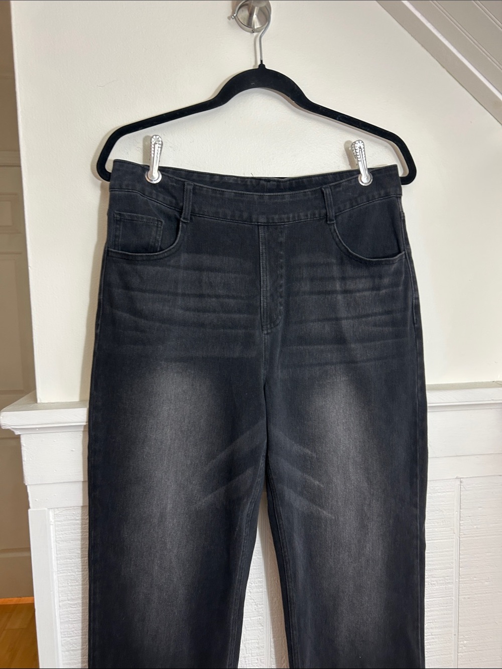 Halara Black Comfort Waist Stretch Denim Straight Leg Jeans size large - Picture 2 of 8